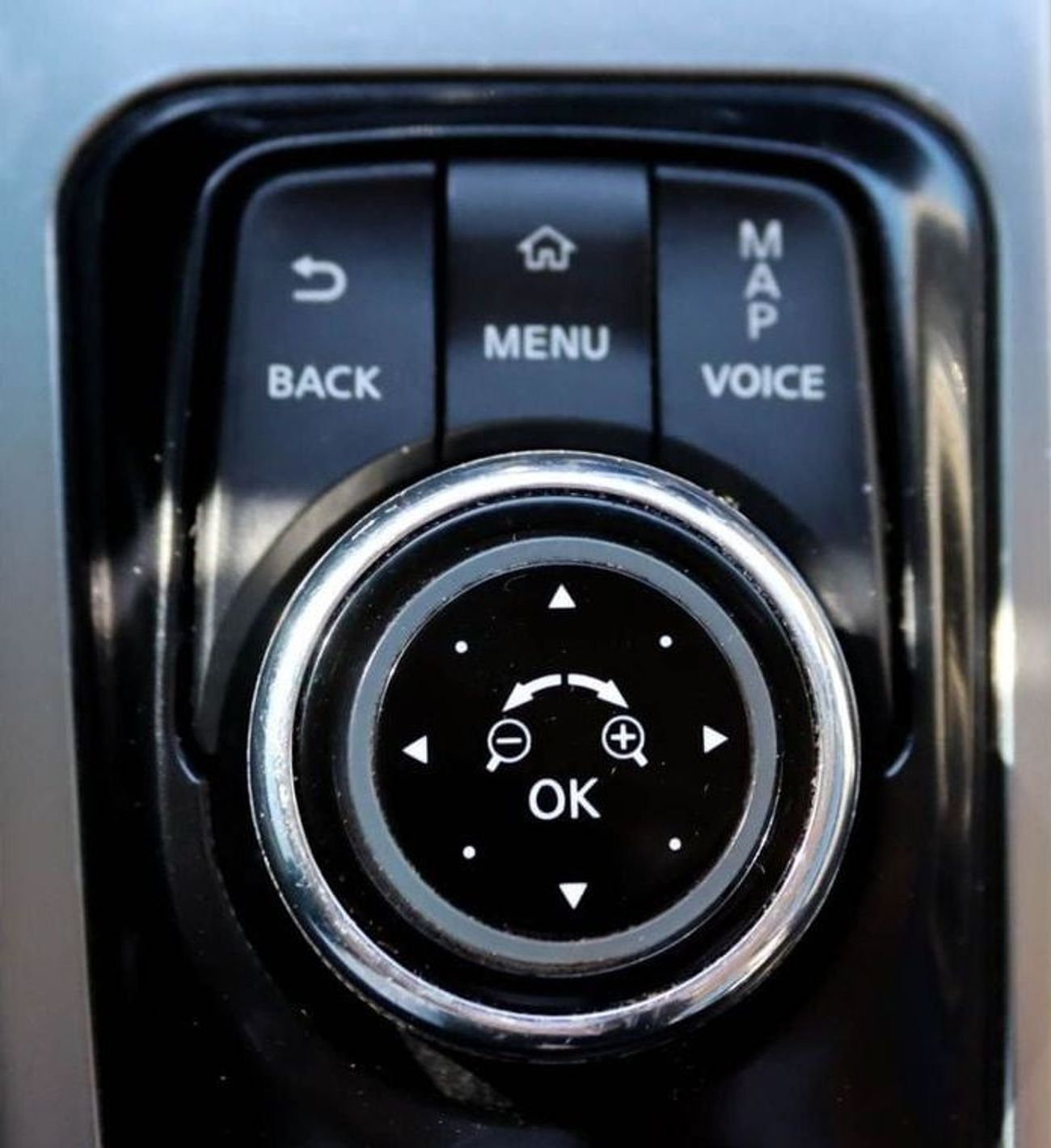 Nissan Maxima SV 3.5L Nissan Maxima 3.5 L 2020 GCC, full option, accident-free, in condition, 991 P.M