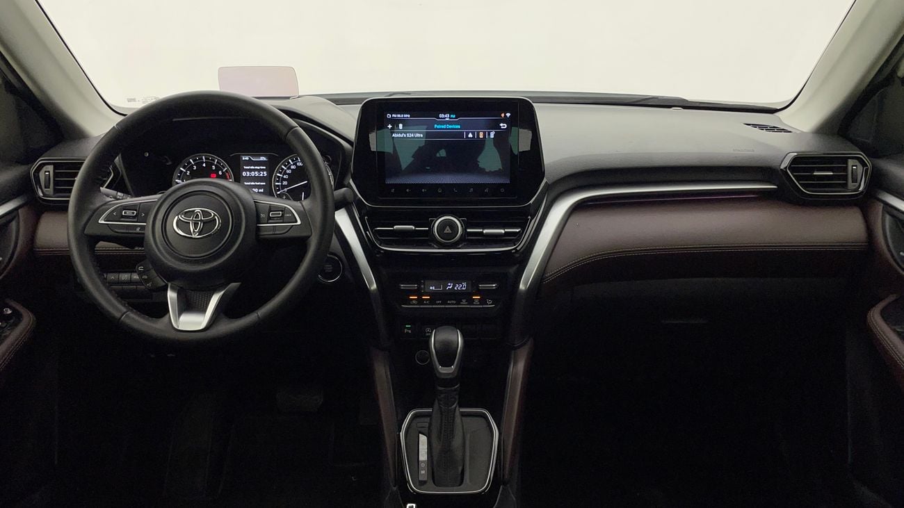 تويوتا أوربان كروزر GLX 1.5 | بدون دفعة مقدمة | اختبار القيادة في المنزل