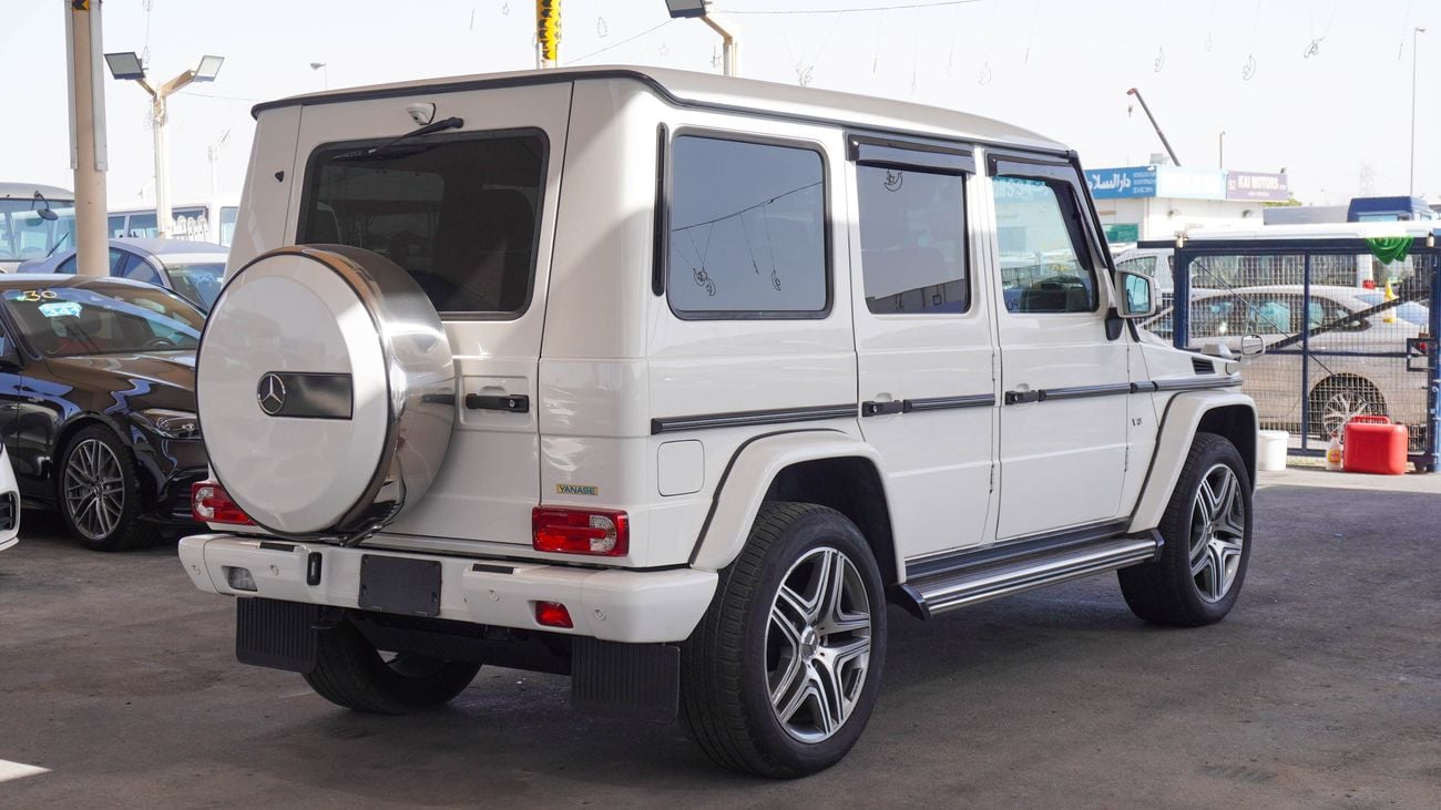 Mercedes-Benz G 550