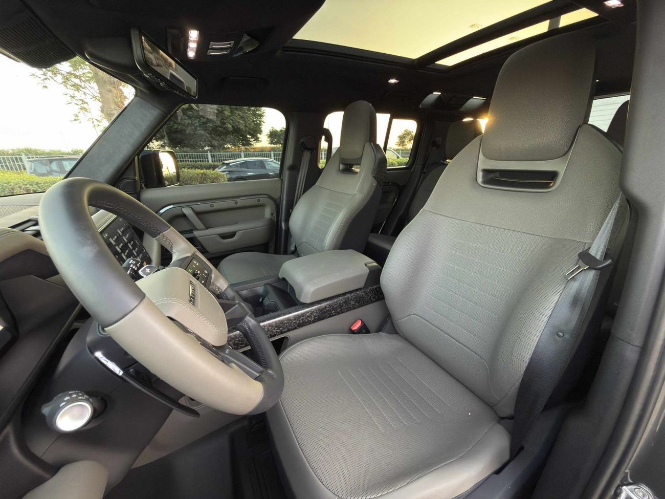 Land Rover Defender 110 P635 OCTA V8