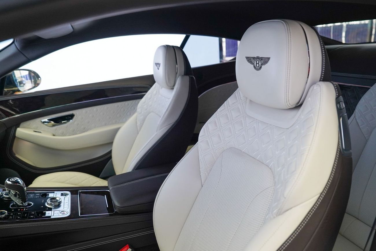 بنتلي كونتيننتال جي تي 6.0L W12 (626 HP)