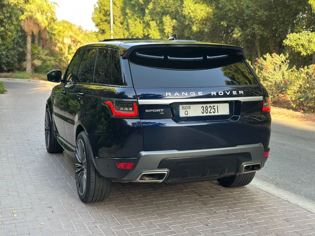 لاند روفر رينج روفر سبورت 2020 SV HSE | Diesel | Full Option | 53,000 KM | Navy Blue | Perfect Condition