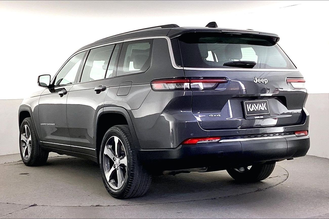 جيب شيروكي Limited | National Day Celebration | شامل الضمان | 0 ﺪﻔﻋﺓ ﺃﻮﻟﻯ