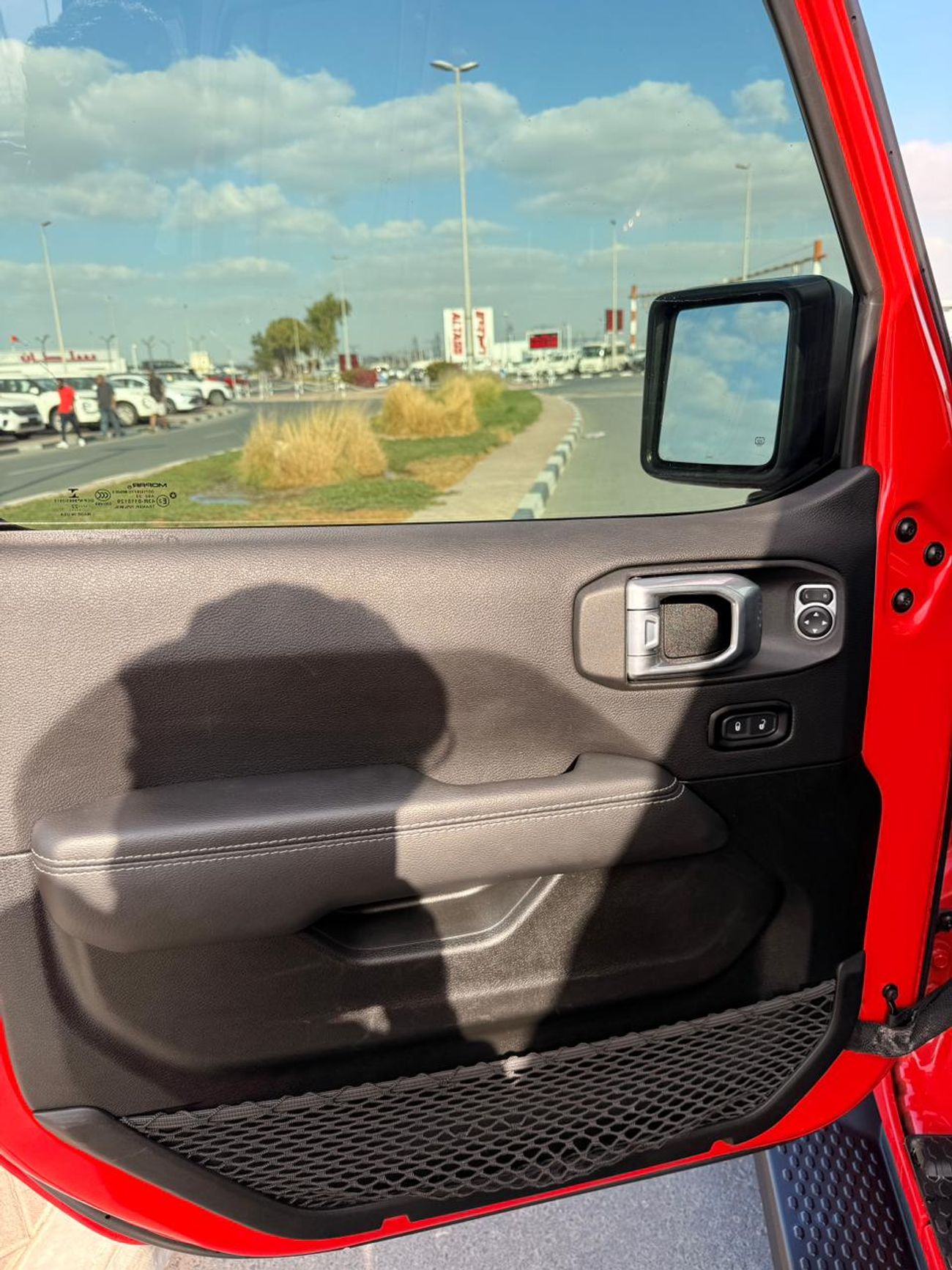 جيب رانجلر Unlimited Sahara 2.0L A/T