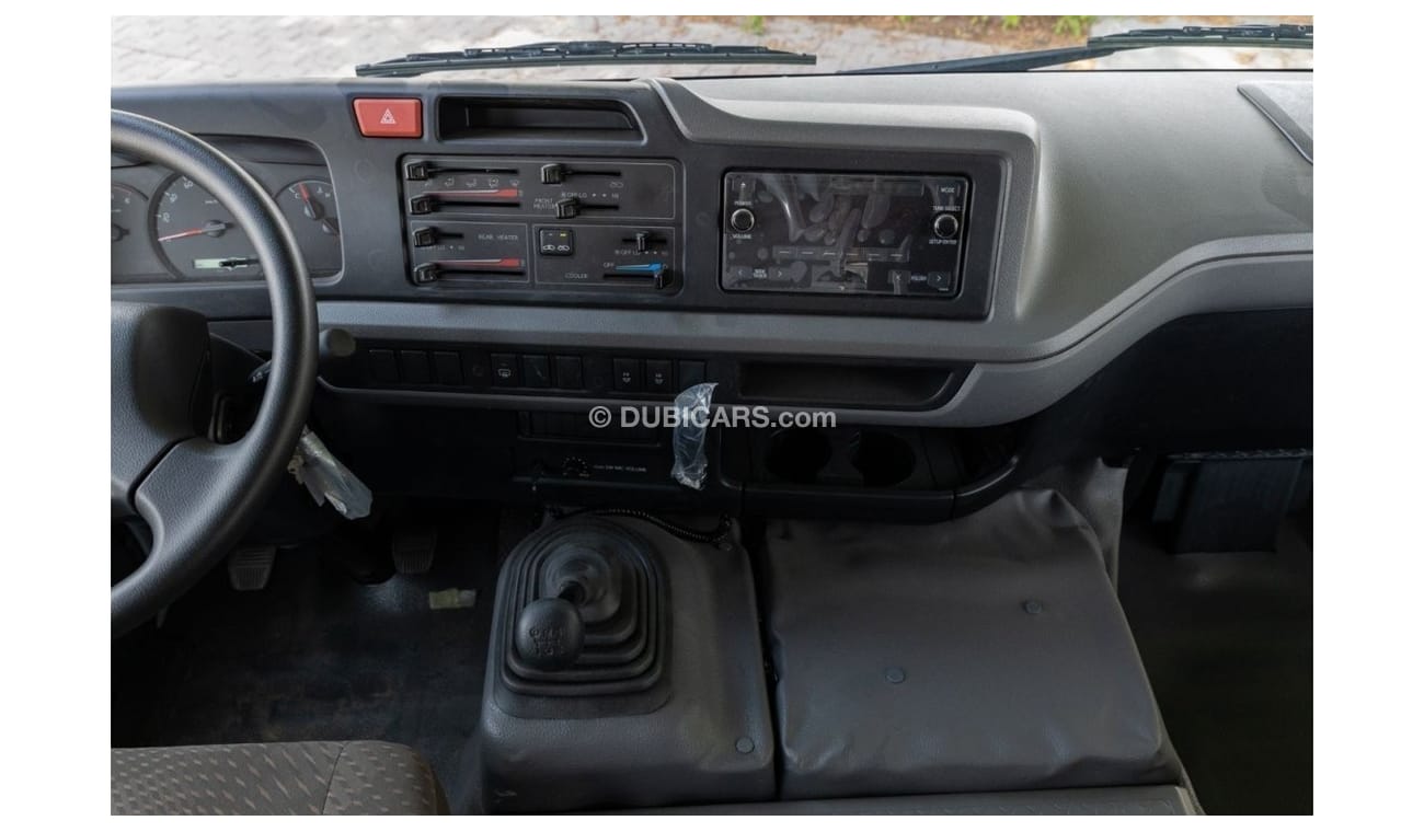 تويوتا كوستر 2023 Toyota Coaster 4.2L 23 Seats + 3 Point Seat Belt + Auto Pass. Door + Door Step Light