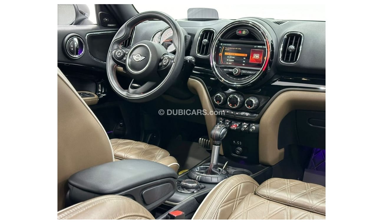 Mini Cooper S Countryman 2017 Mini Countryman , Full Service History, Warranty, GCC