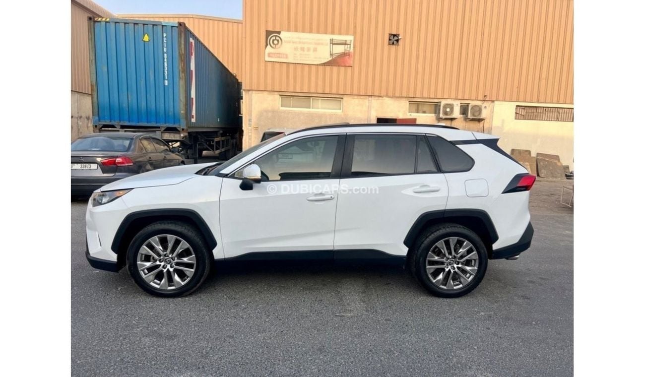 Toyota RAV4 2019 XLE PREMIUM EDITION SMART ENGINE AWD FULL OPTION 2.5L USA IMPORTED - FOR EXPORT ONLY