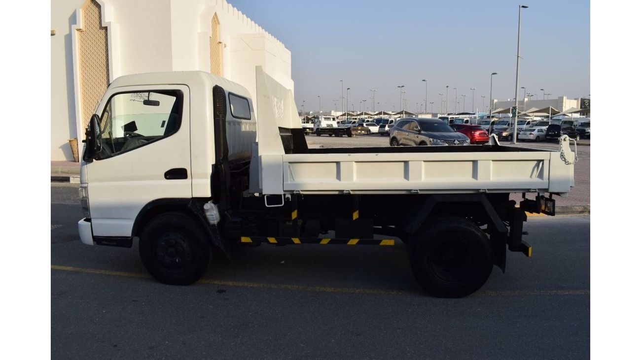 Mitsubishi Fuso Canter Mitsubishi Canter Dumper, model:2010. Excellent condition