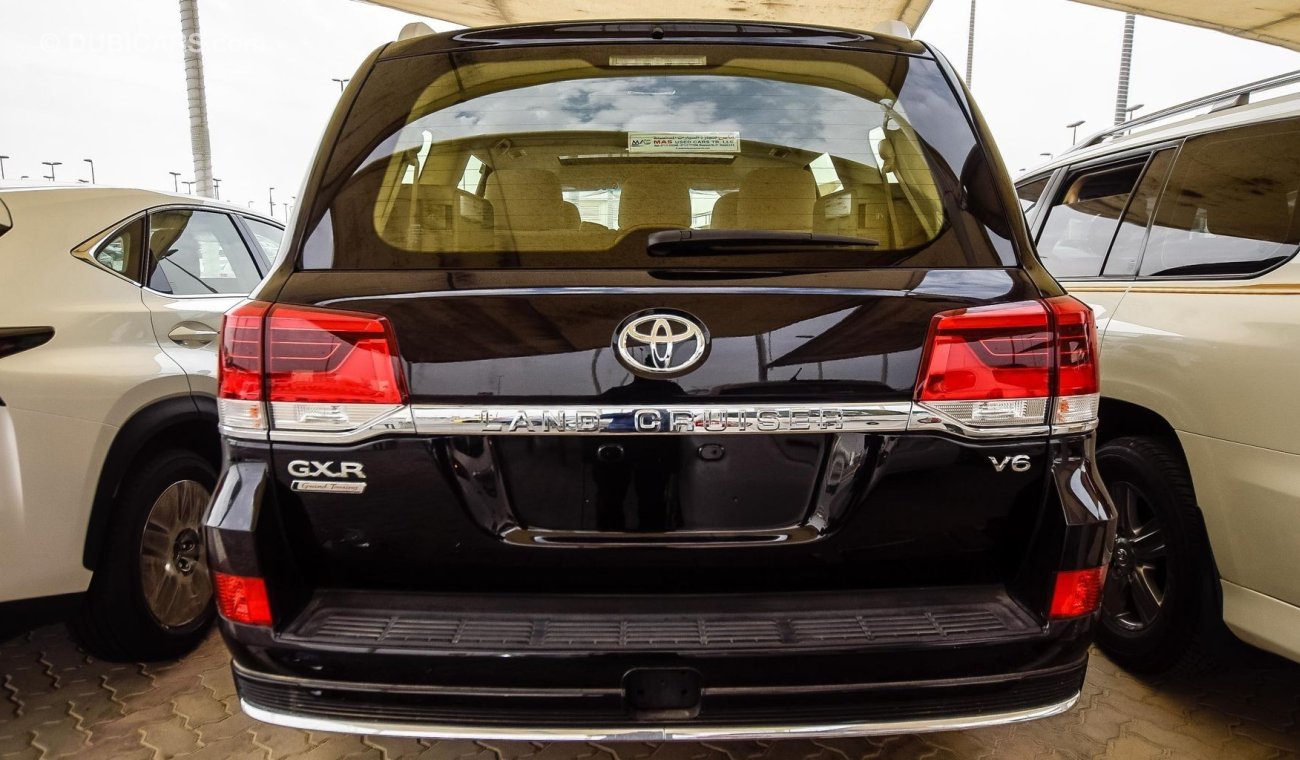 Toyota Land Cruiser GXR GRAND TOURING V6