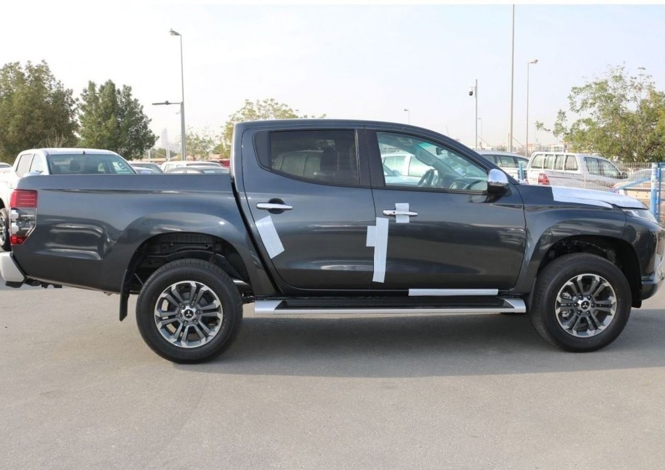 Mitsubishi L200 SPORTERO 2.4L 4x4 A/T DIESEL 2023|Paddle Shifter|Leather Seats|Camera|18 inch Rims|EXPORT ONLY