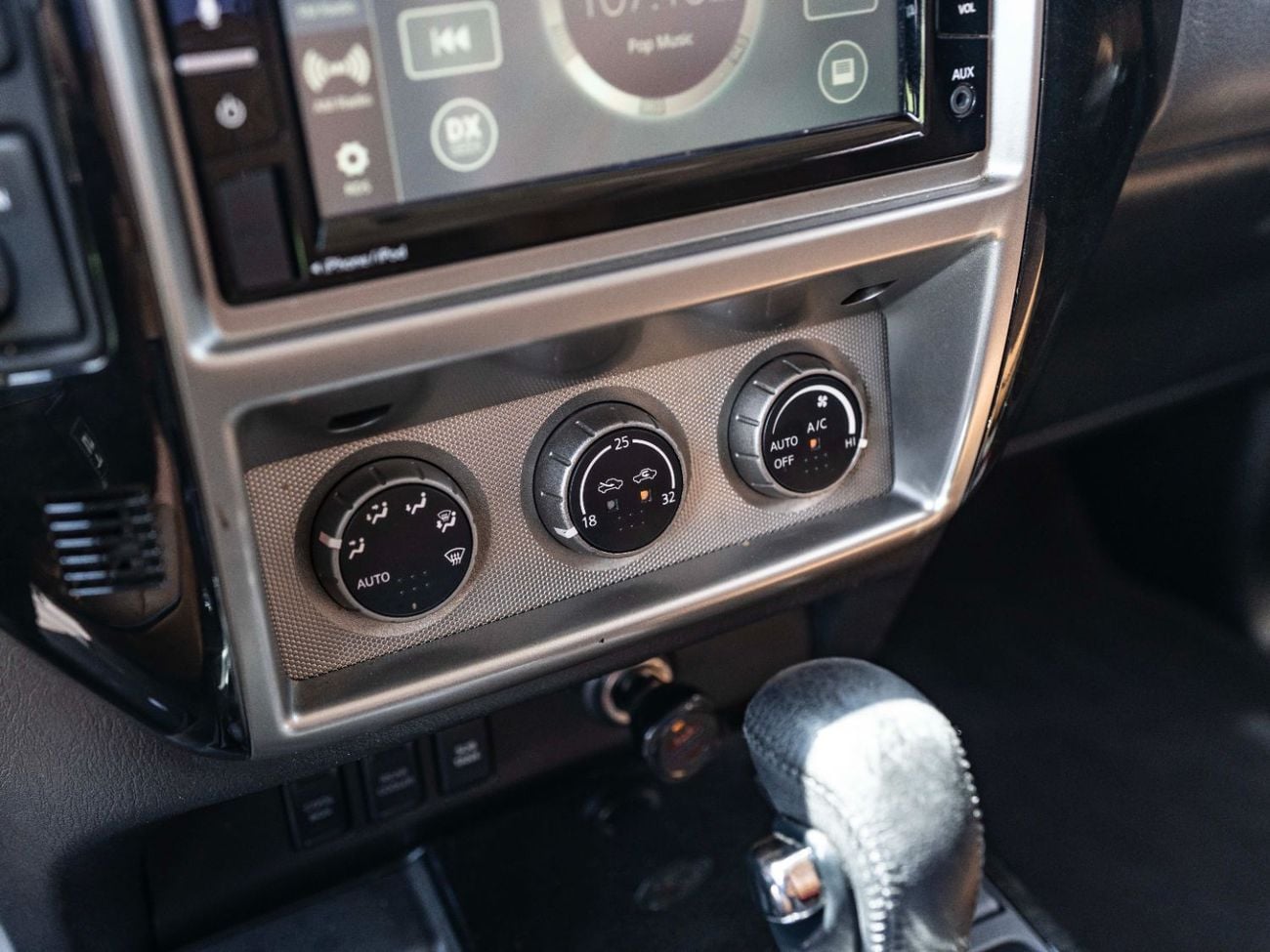 Nissan Patrol Safari Super Safari 4.8L A/T