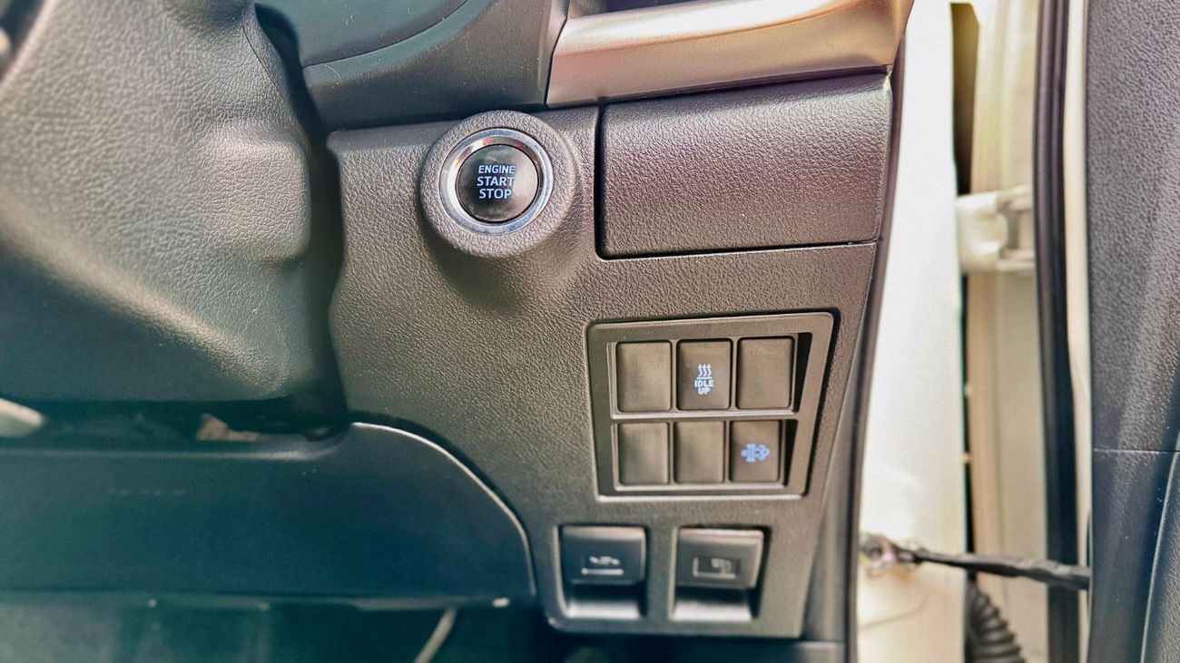 Toyota Hilux GR BODY KIT INSTALLED | RHD | 2019 | 2.8L DIESEL ENGINE | (AT) | REAR VIEA CAMERA | ELECTRIC SEAT