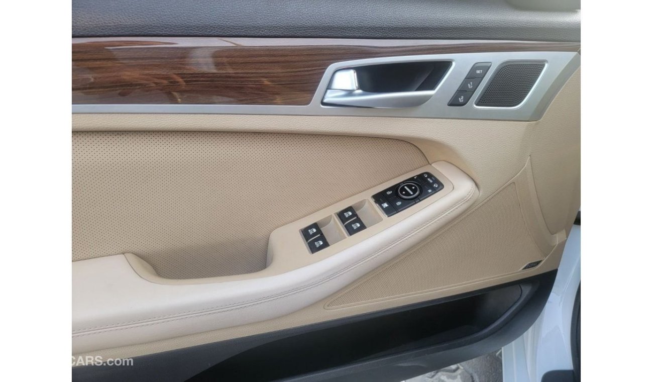 Hyundai Genesis Platinum