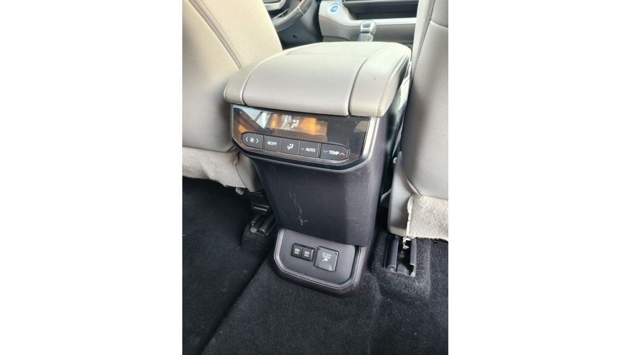 Toyota Highlander TOYOTA HIGHLANDER LIMITED HYBRID 2020 FULL OPTION