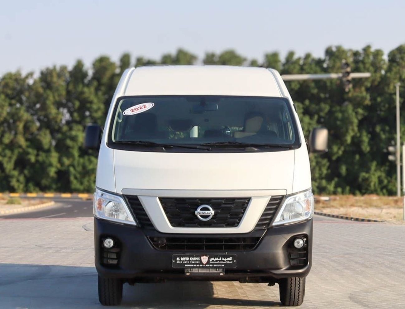 نيسان أورفان Std 2.5L (14 Seater) Nissan Urvan 2.5L 2022 GCC Original Paint accident-free in excellent condition,