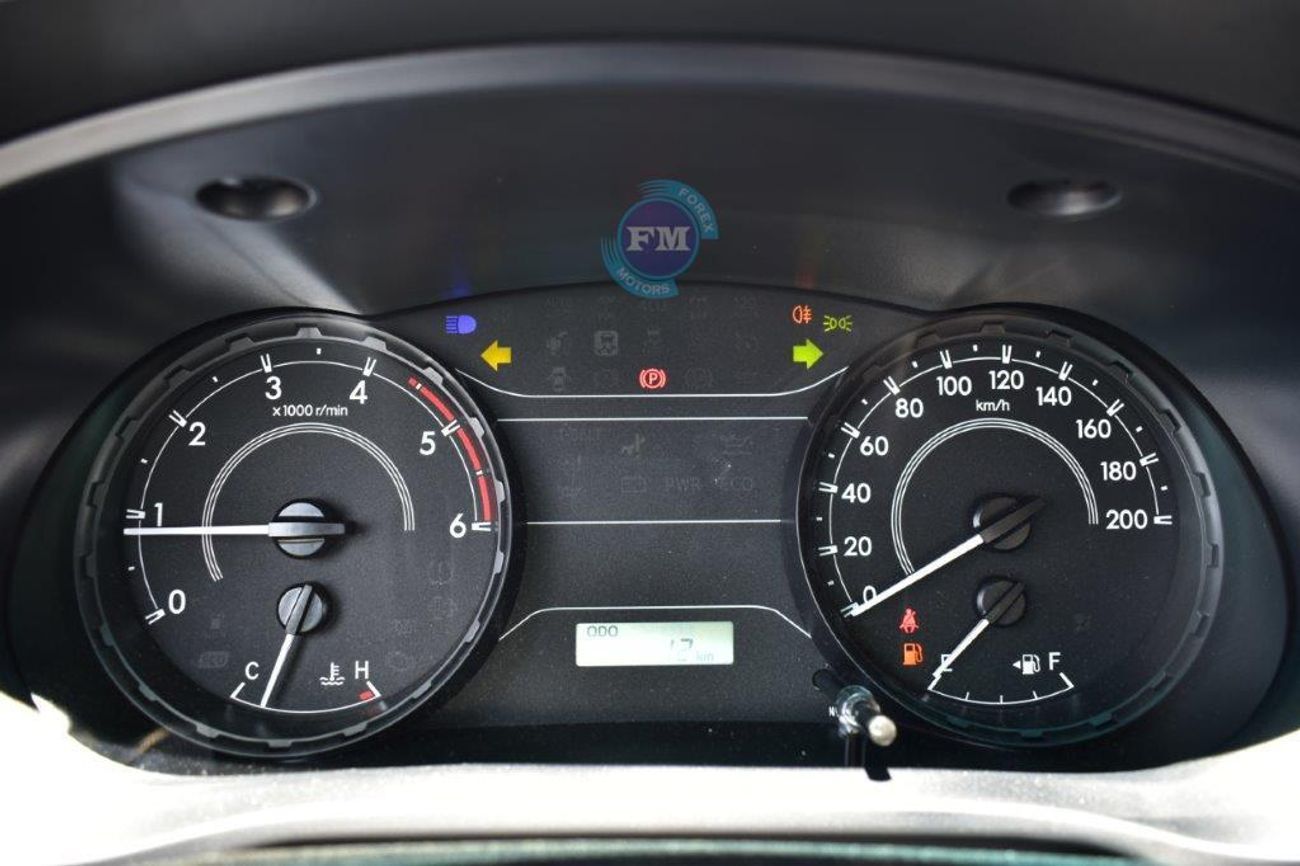 Toyota Hilux Double Cab DLX-E 2.4L Diesel 6 Seat 4WD Manual