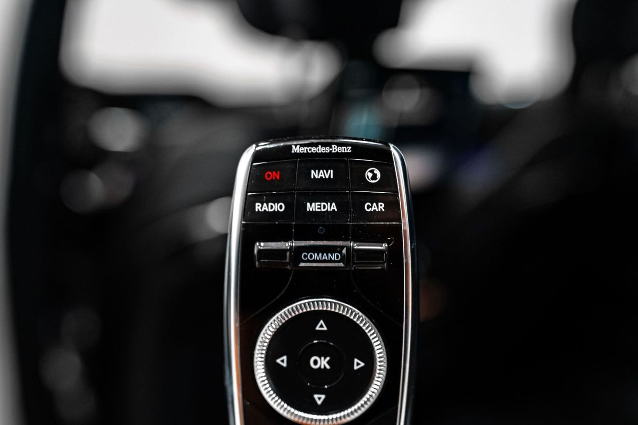 Mercedes Maybach S560 Maybach 2019 S560 MAYBACH | EXTENDED WHEELBASE | FULL OPTIONS | EXCELLENT CONDITION |