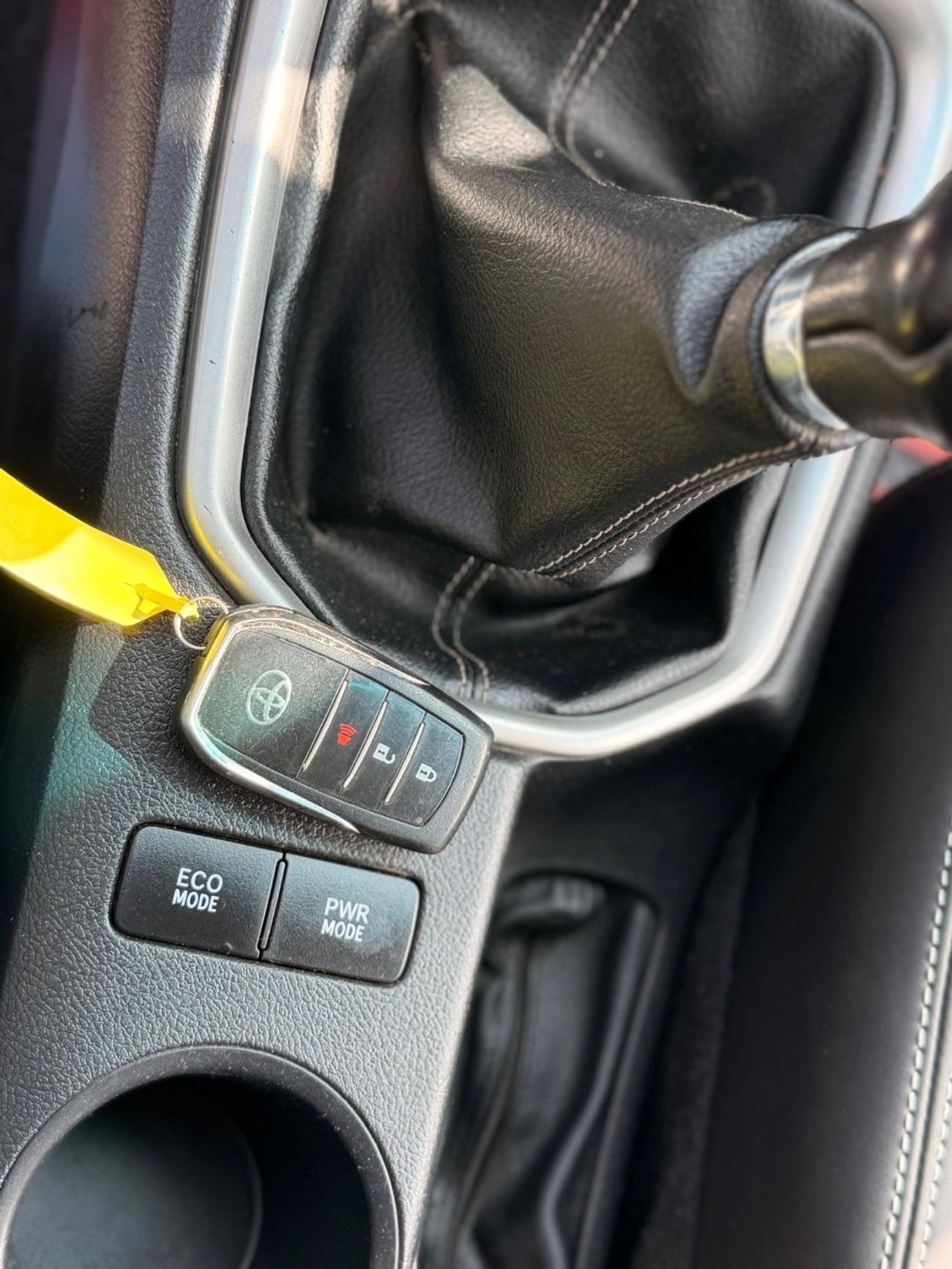 تويوتا هيلوكس SR5 export from Australia