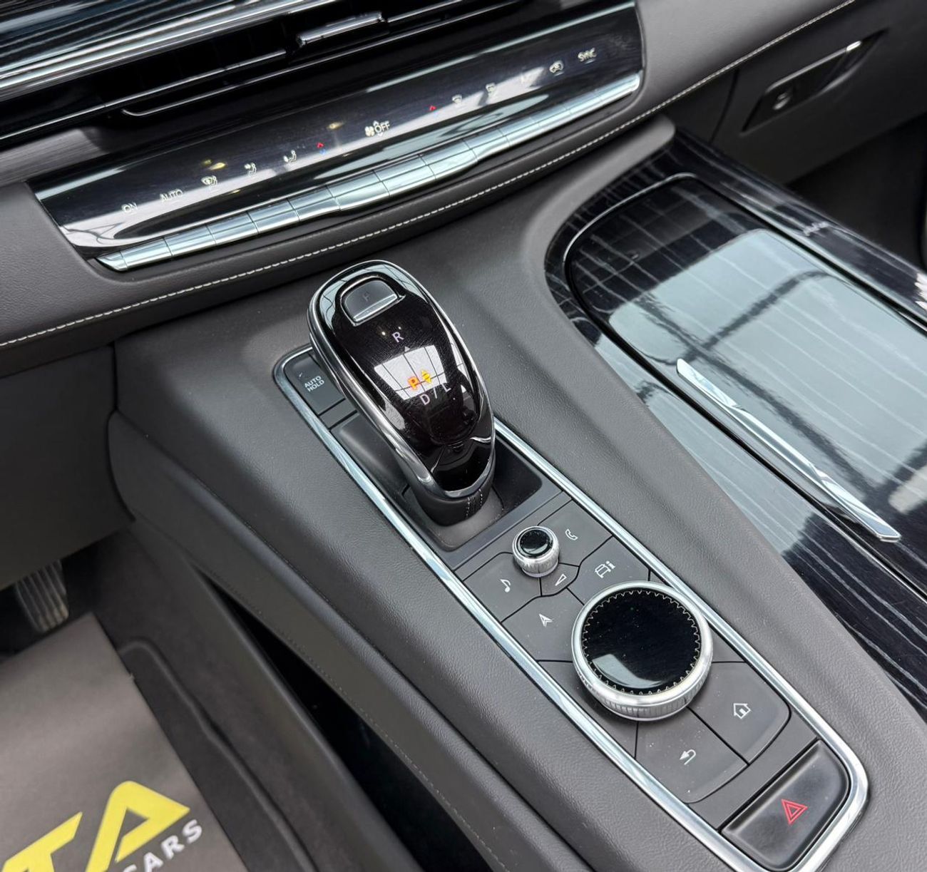 Cadillac Escalade Sport Platinum 6.2L 4WD 2022 Cadillac Escalade Sport Platinum, 2027 Cadillac Warranty + Service Pack