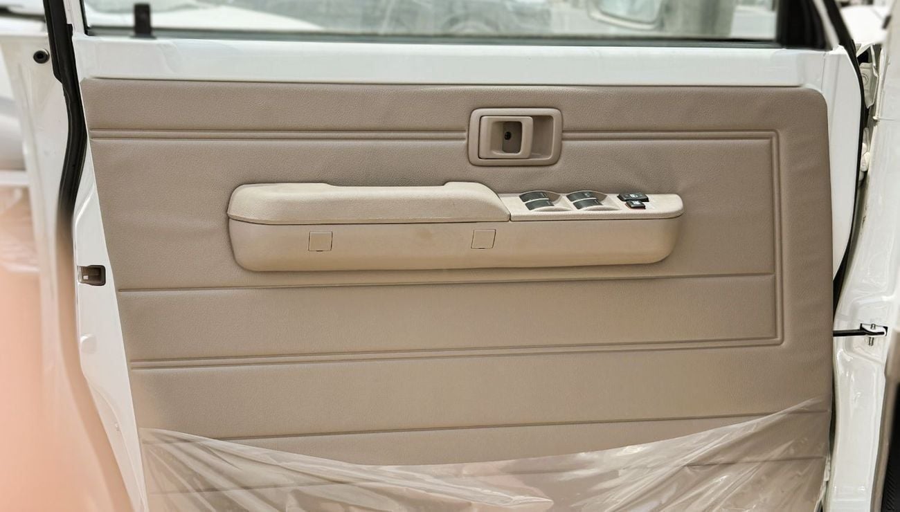 Toyota Land Cruiser Pick Up Toyota LC79 2.8L Diesel MT Double Cabin Pickup 2025YM
