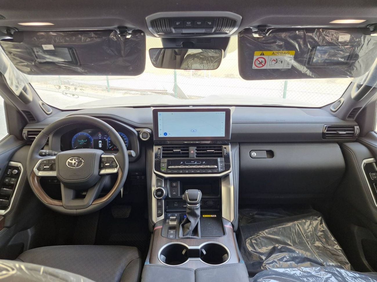 تويوتا لاند كروزر Toyota LC300 VX 4.0 2026 Full option