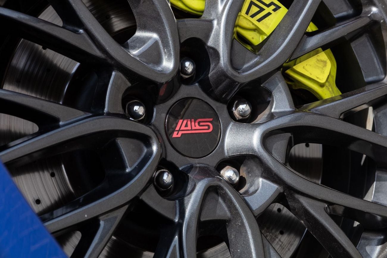 سوبارو امبريزا WRX STi