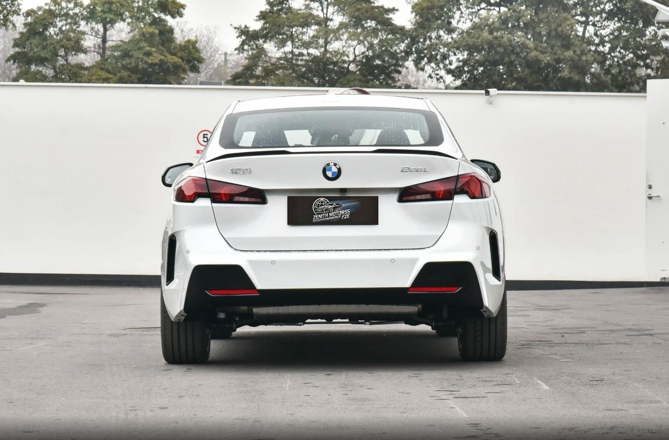 BMW 225L Sport Shadow Edition