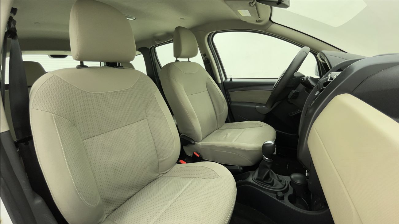 Renault Duster LE 2 | Zero Down Payment | Home Test Drive