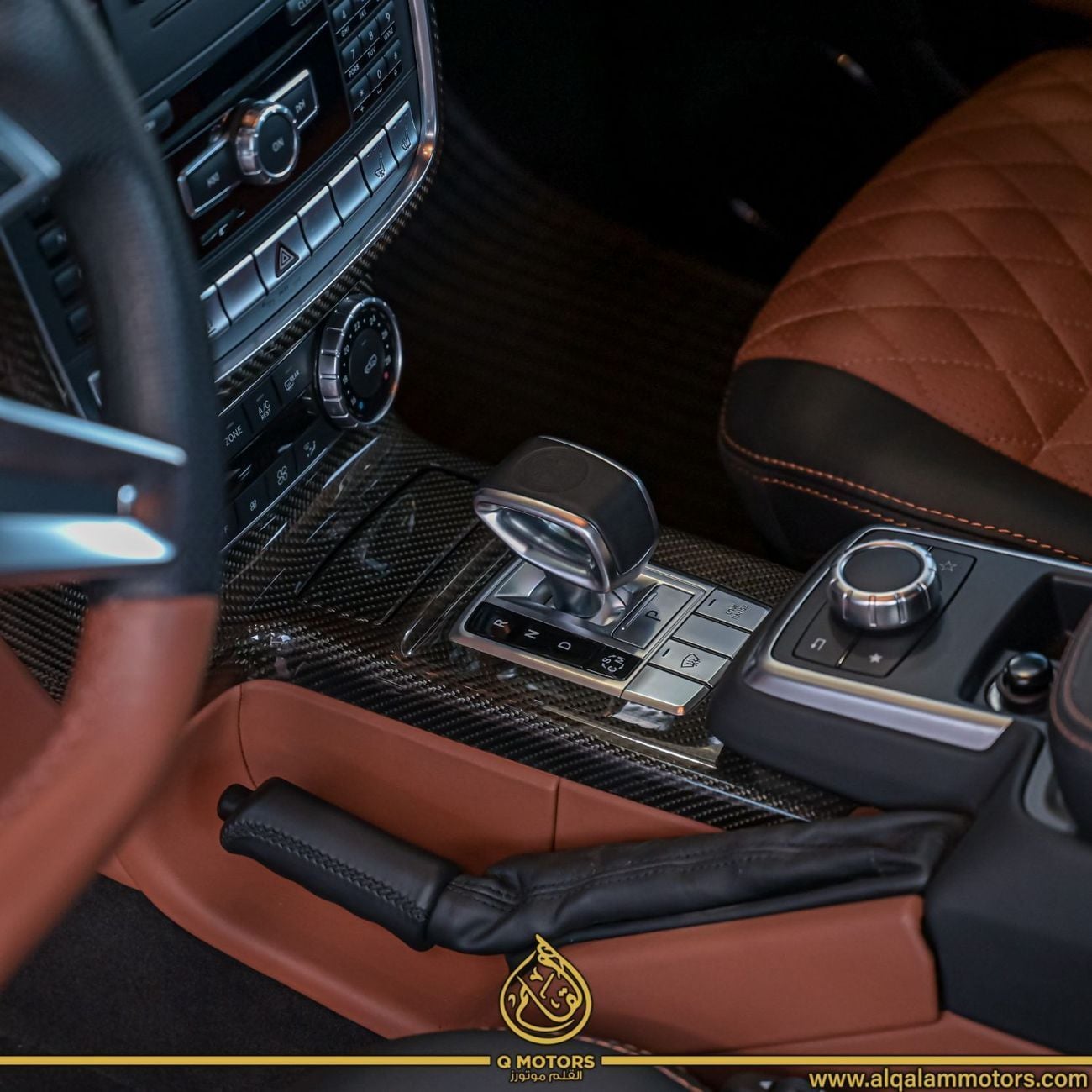 Mercedes Benz G63 AMG STD 4.0L 2014 MERCEDES BENZ G63 6X6 GCC DONE ONLY 1000KM