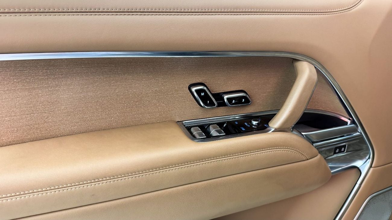 Land Rover Range Rover Range Rover SV 2023 - (Fully Luxury) - Al Tayar Warranty