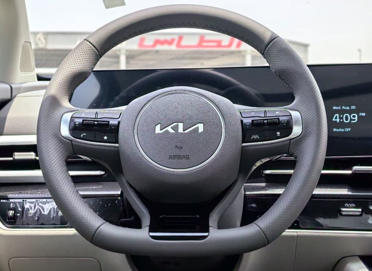 كيا سبورتيج DLX 2025 KIA SPORTAGE 1.5L PREMIUM PETROL FULL OPTION WITH POWER SEAT,WIRELESS CHARGER,POWER TRUNK,3