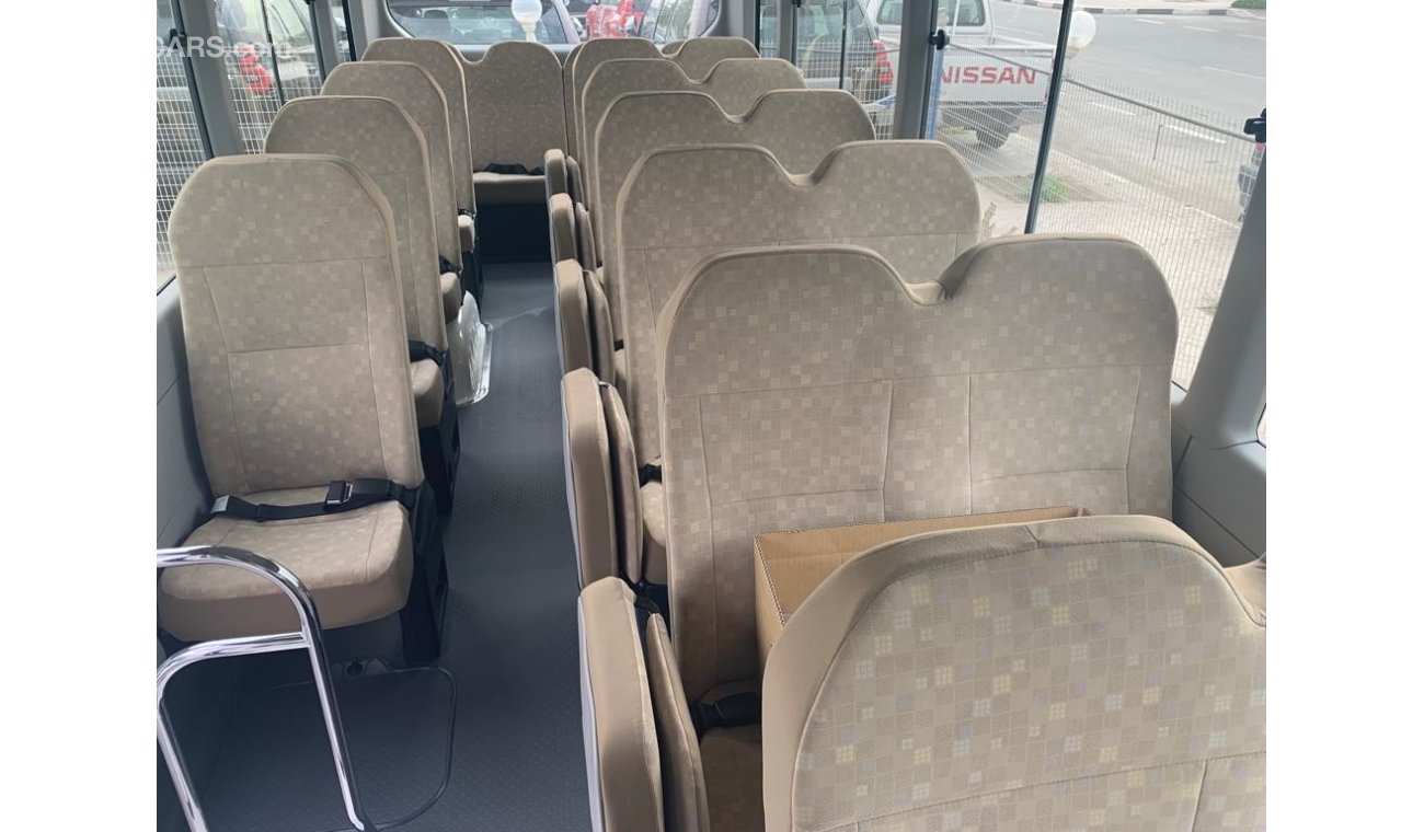 Toyota Coaster 30 SEATS