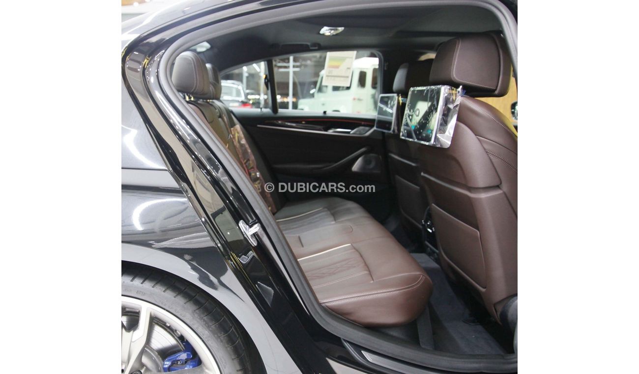 BMW 550i M AERODYNAMICS PACKAGE -GCC, UNDER WARRANTY AND CONTRACT SERVICE