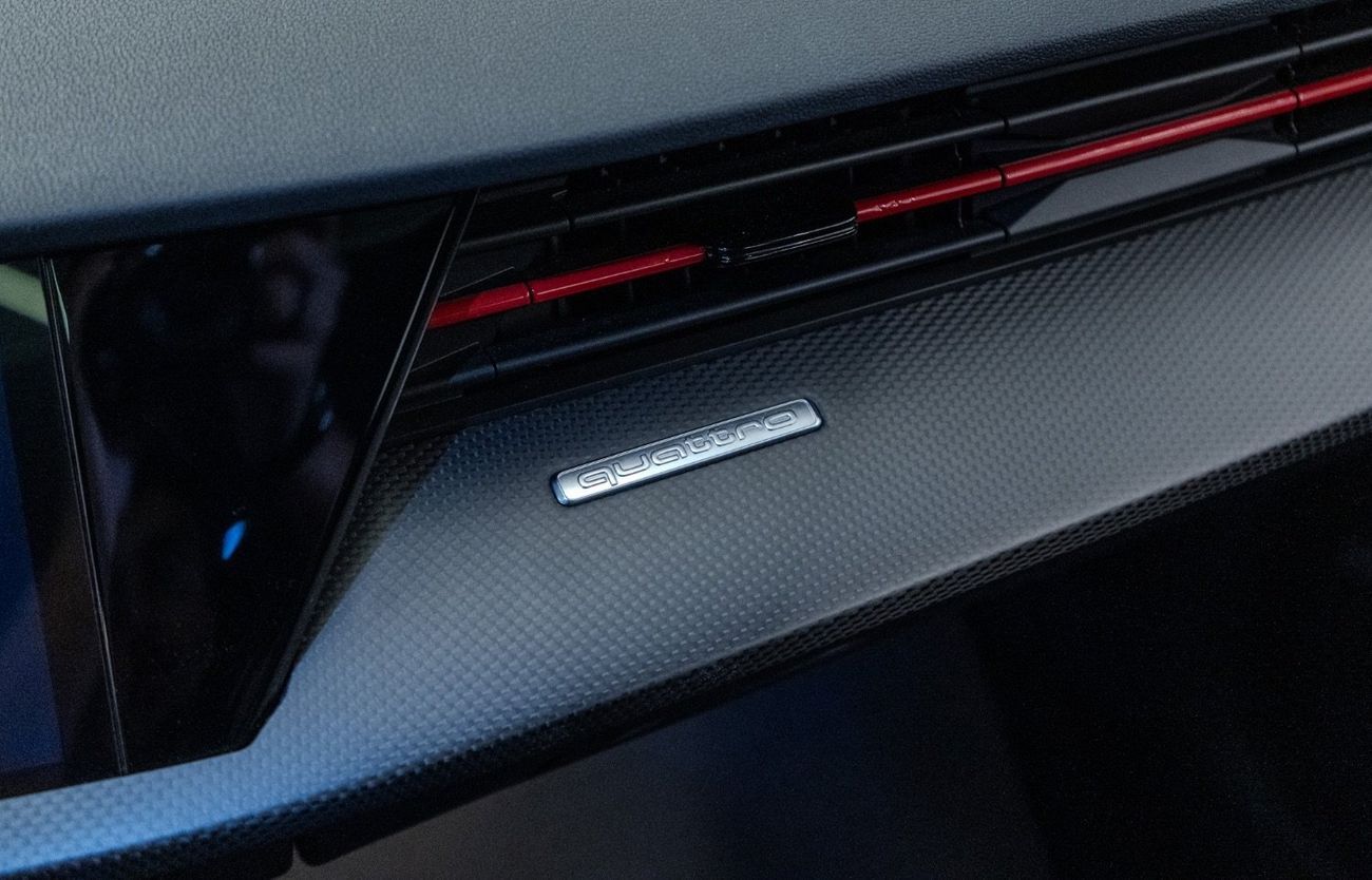 Audi RS3 TFSI quattro 2.5L Sportback 2023 Audi RS3 Quattro, Fully Loaded, Excellent Condition, European Specs