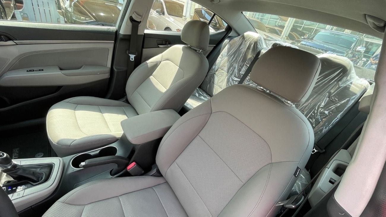 Hyundai Elantra GLS 2.0L Top