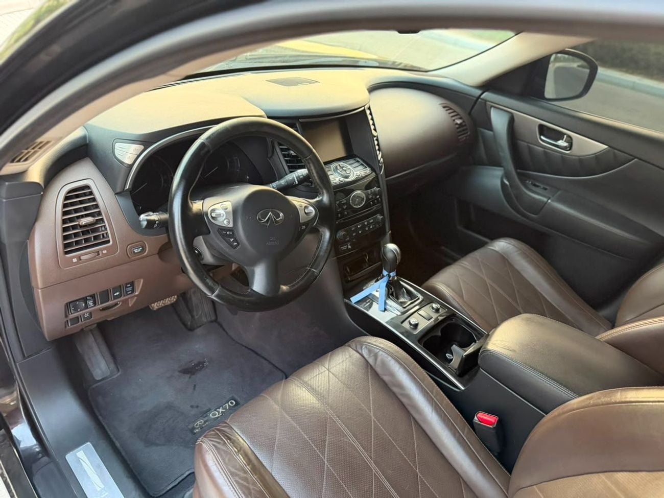 Infiniti QX70 LUXURY