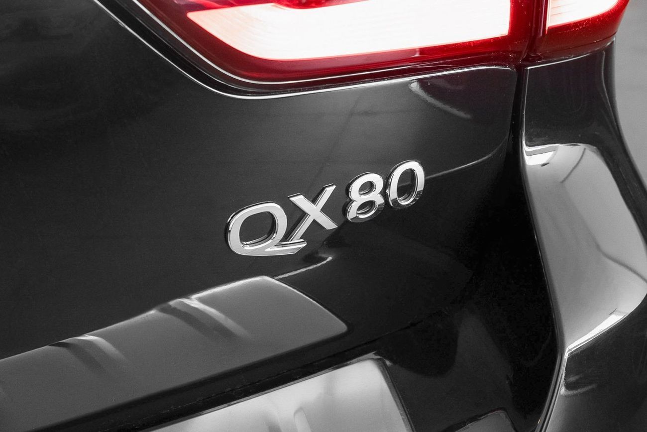 إنفينيتي QX80 Luxe 7st 5.6L