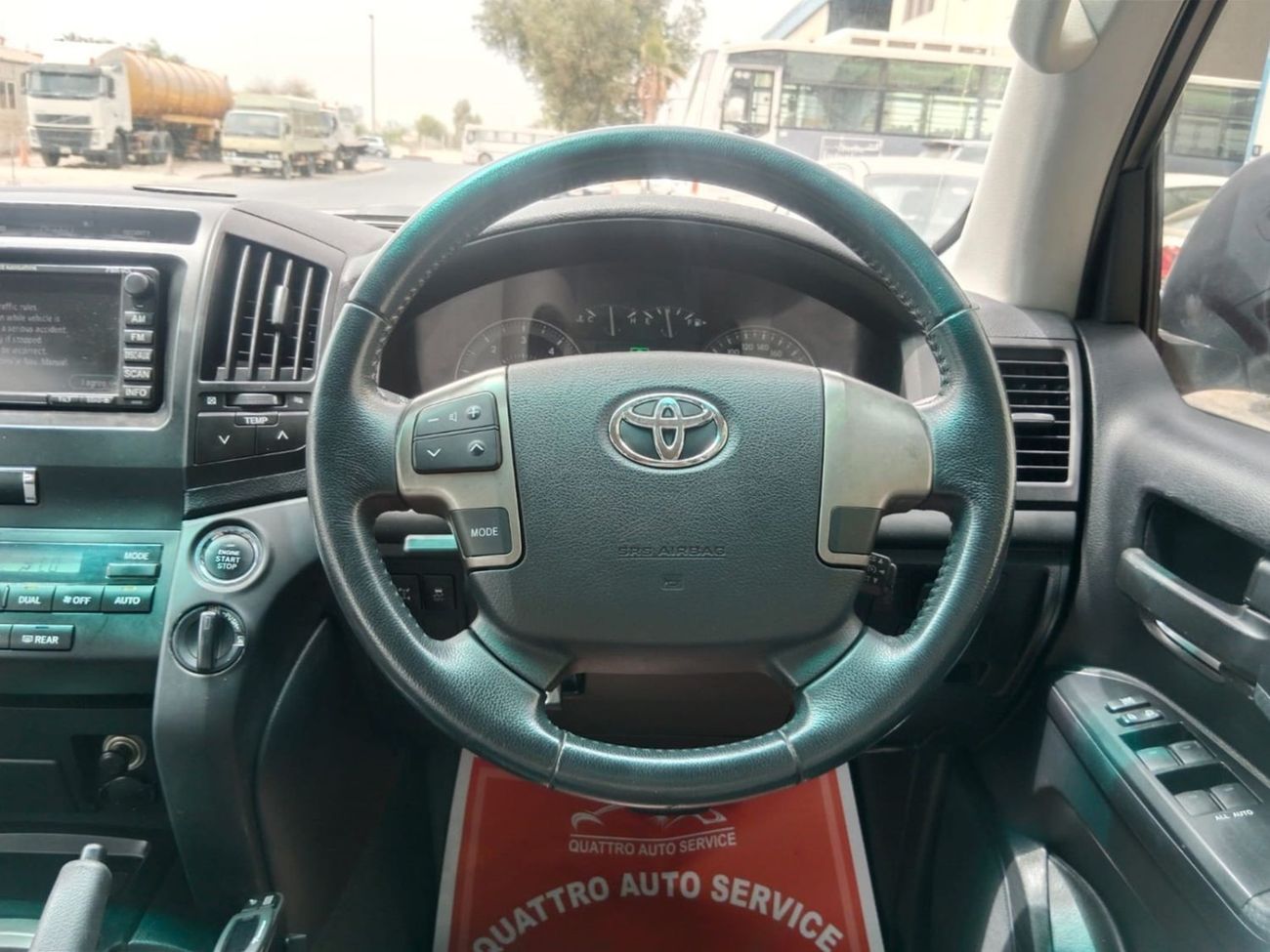 تويوتا لاند كروزر TOYOTA LAND CRUISER  RIGHT HAND DRIVE  (PM1508)