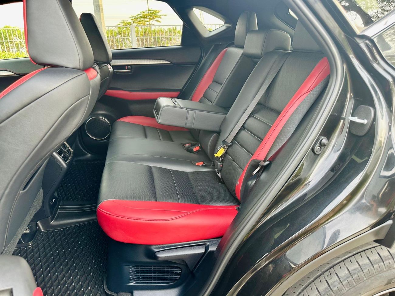 Lexus NX300 F Sport AWD