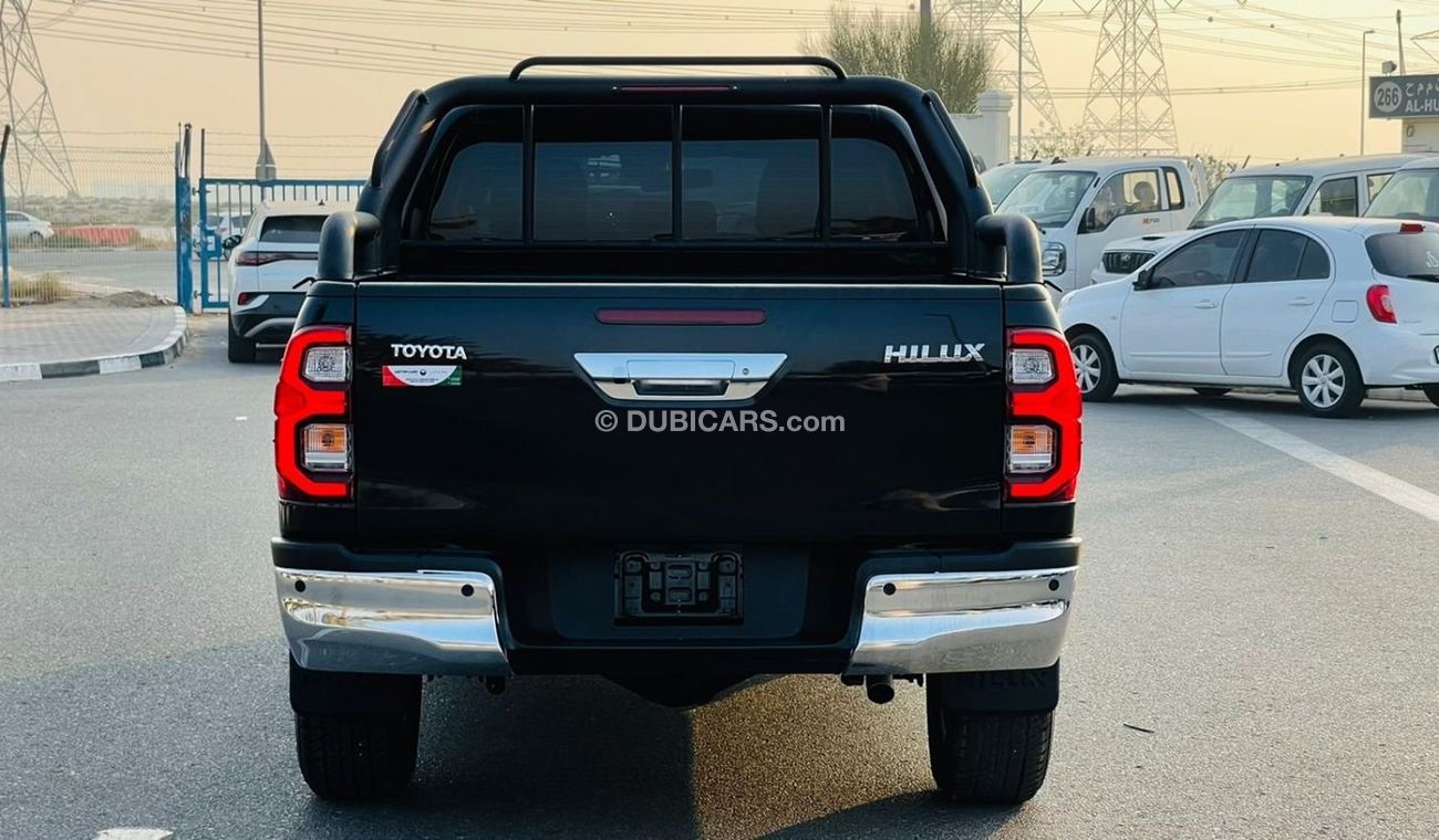 Toyota Hilux 2020 Push Start Black Leather Seats Cool Box Digital AC 4WD AT Diesel Parking Sensors [RHD] Premium 