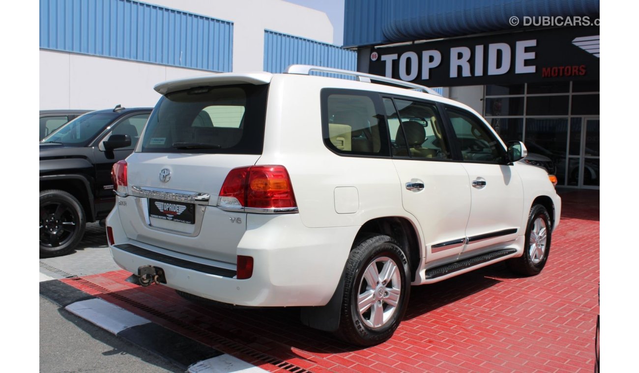 Toyota Land Cruiser GCC SPECS