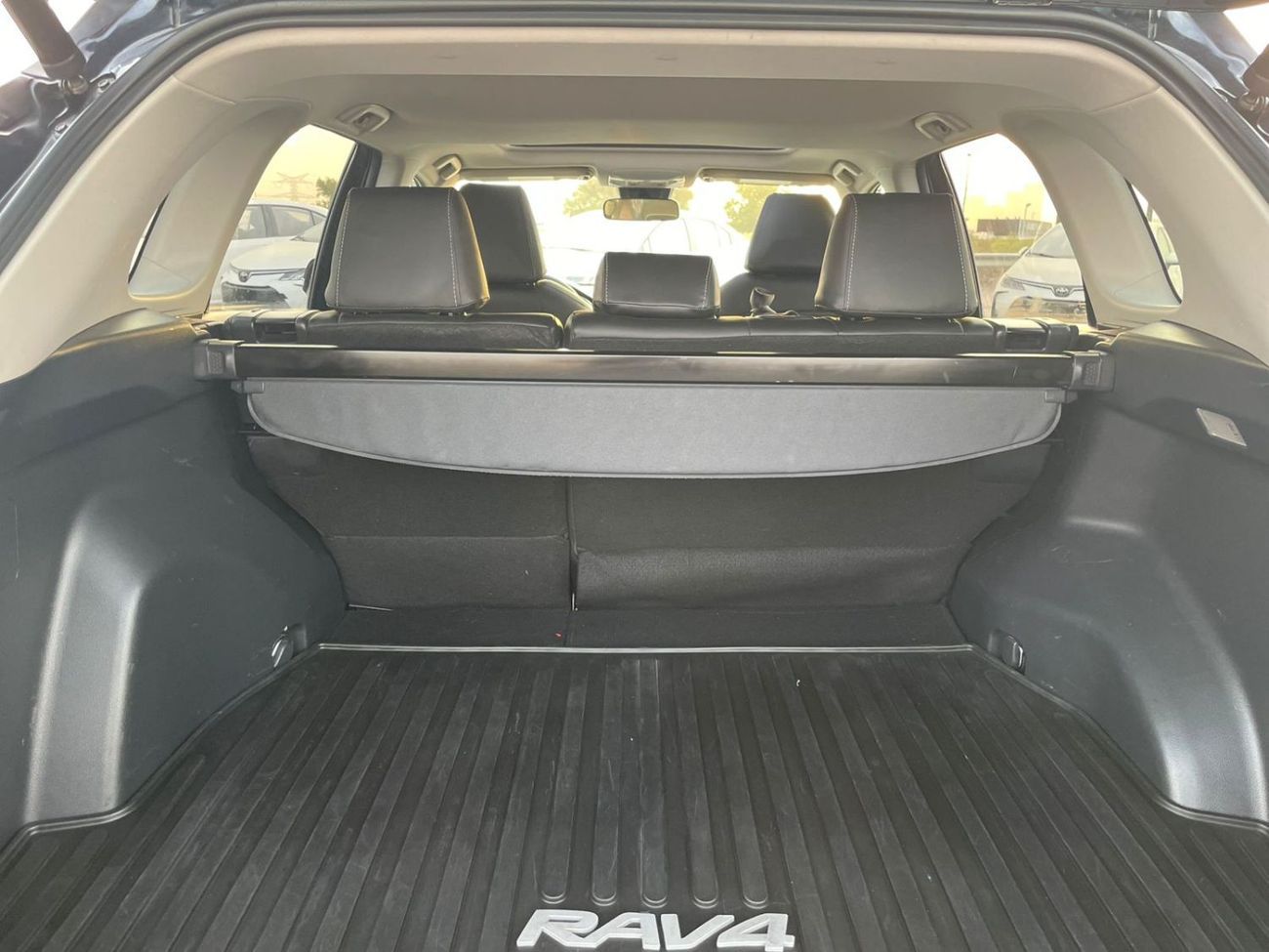 تويوتا راف ٤ 