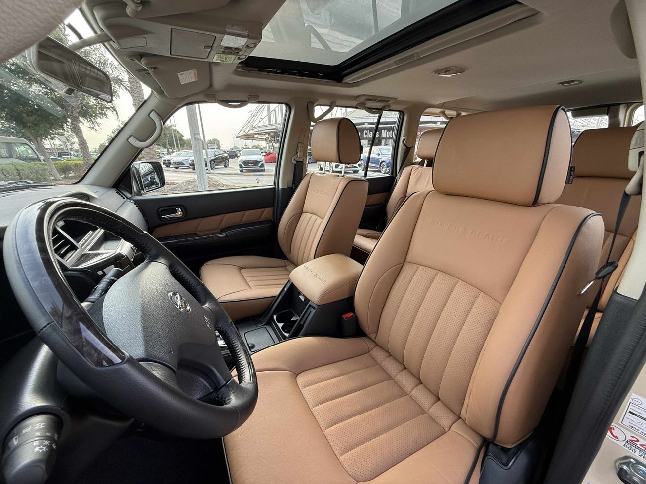 Nissan Patrol Super Safari GCC SPEC NEAT AND CLEAN UNDER WARRANTY