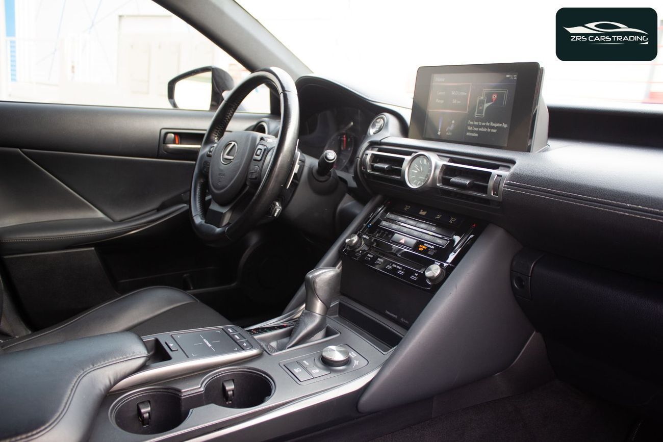 Lexus IS300 Premier 2.0L LEXUS IS300 | V4 TURBOCHARGED | 2.0L 202