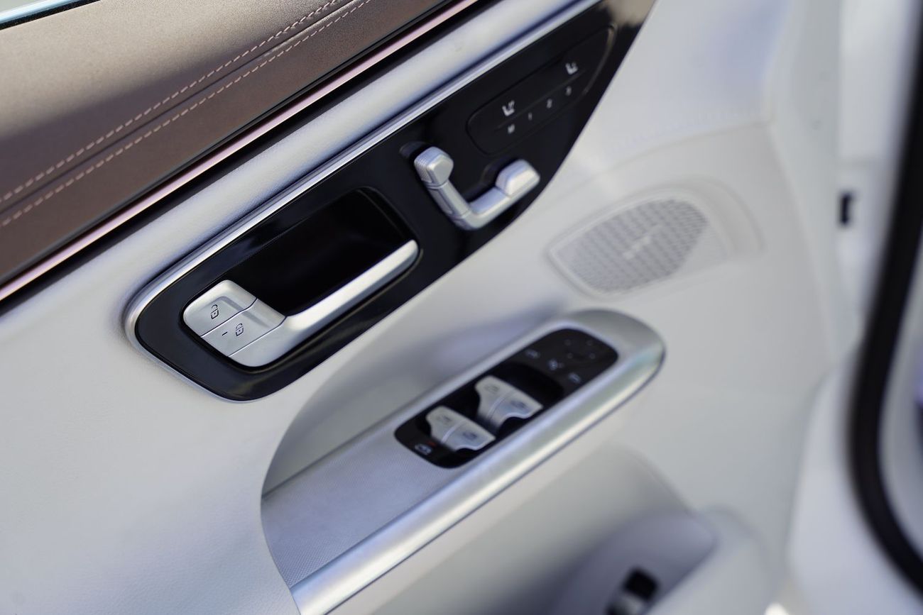 Mercedes-Benz EQE 350+ 2023 Mercedes-Benz EQE500 4-Matic SUV AWD 0Km