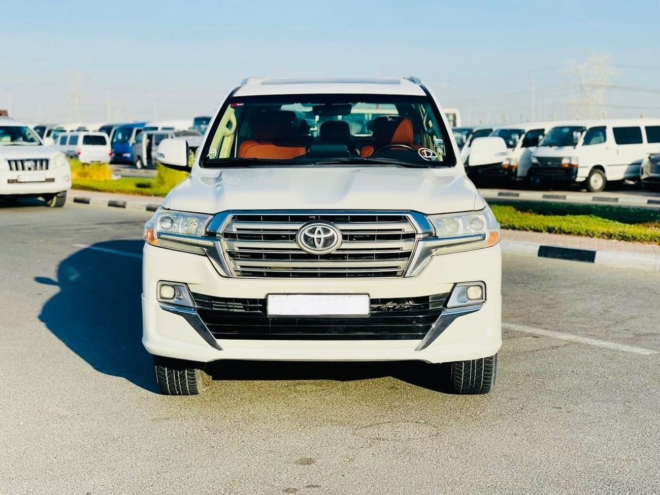 تويوتا لاند كروزر Toyota landcuriser GXR V8 2017 Full option