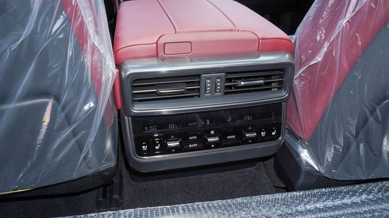 Lexus LX 600 3.5L V6