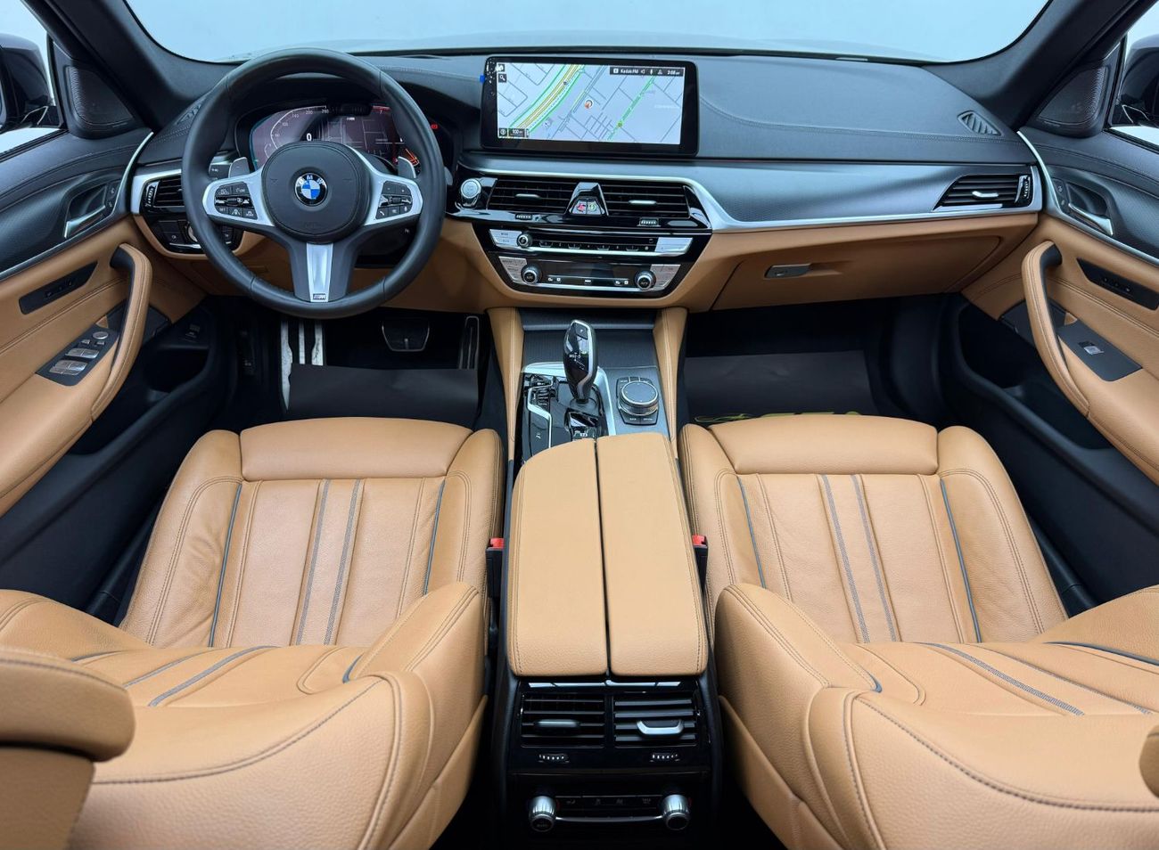 بي أم دبليو 540i 2023 BMW 540i M-Sport, 2028 BMW Warranty + Service Pack, Low Km, Excellent Condition, GCC