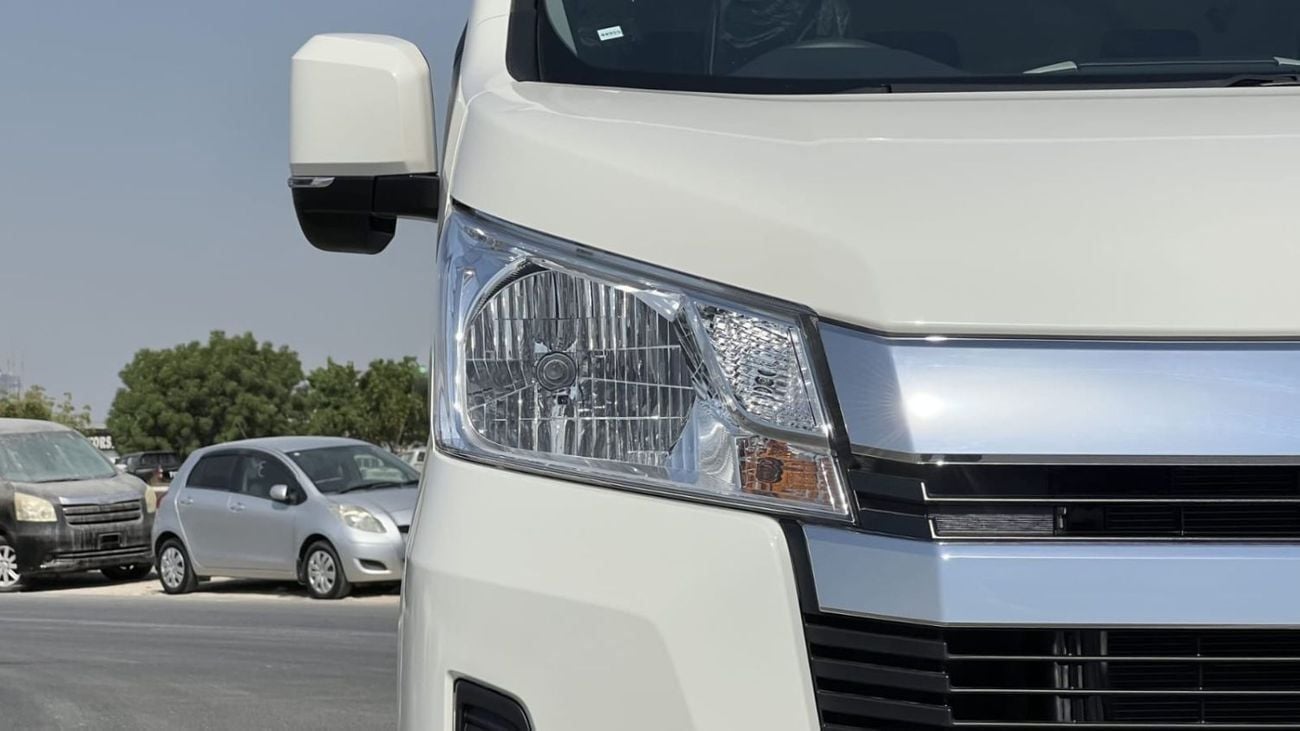 تويوتا هاياس DLS -High Roof Commuter 2.8L M/T