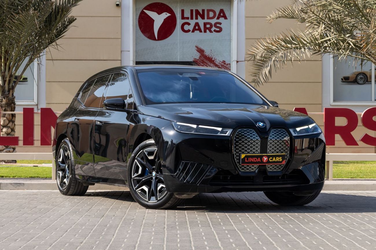 بي أم دبليو iX xDrive40